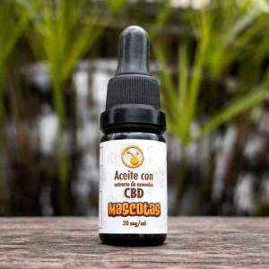 aceite con extracto de cannabis para mascota